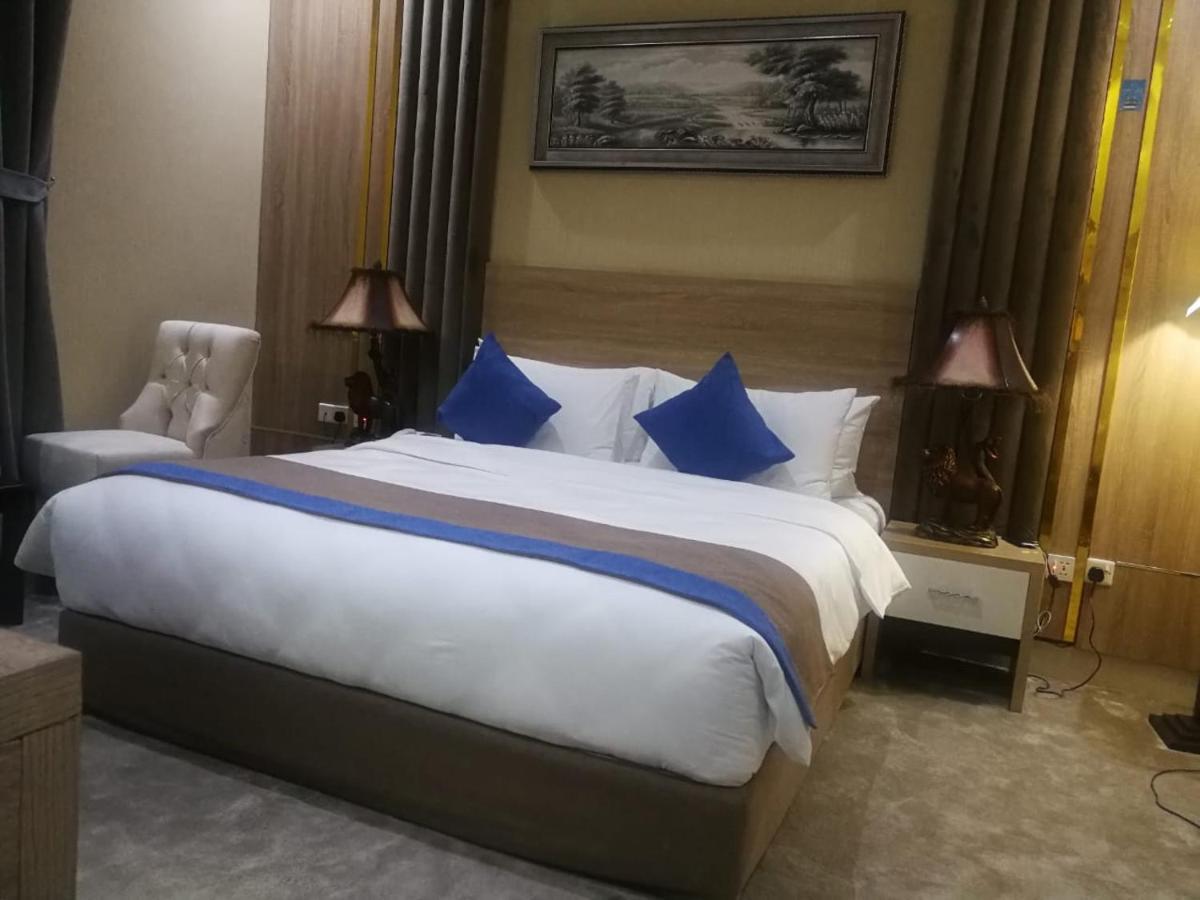فندق لافيرا ان Lavera Inn Hotel Rijad Zewnętrze zdjęcie